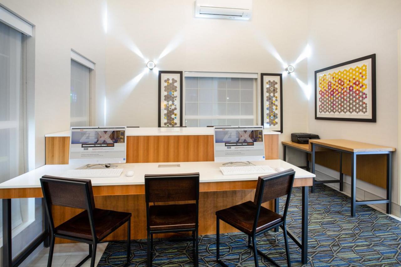 Holiday Inn Express & Suites Lincoln City By Ihg Zewnętrze zdjęcie