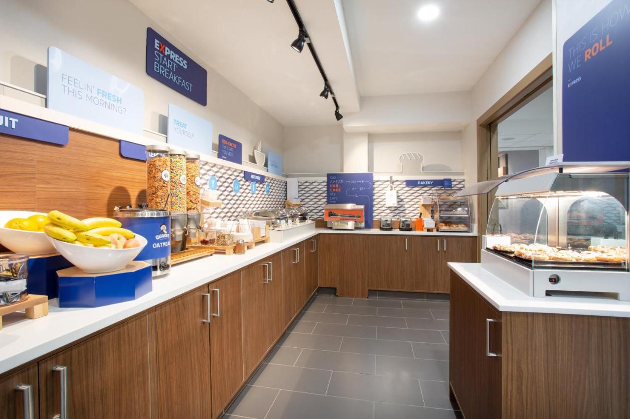 Holiday Inn Express & Suites Lincoln City By Ihg Zewnętrze zdjęcie